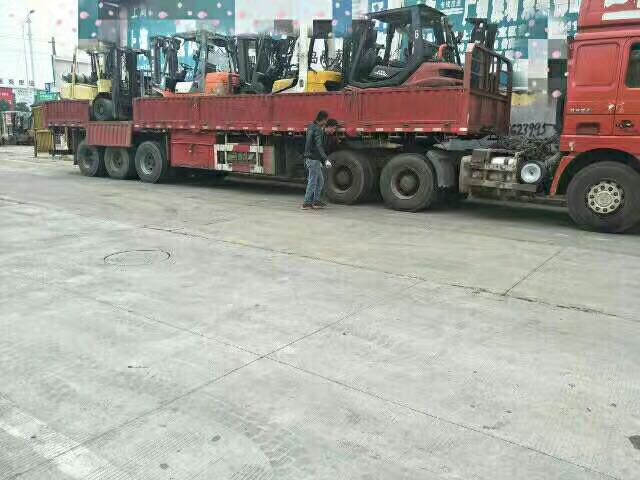 �����^(q��)��U܇����